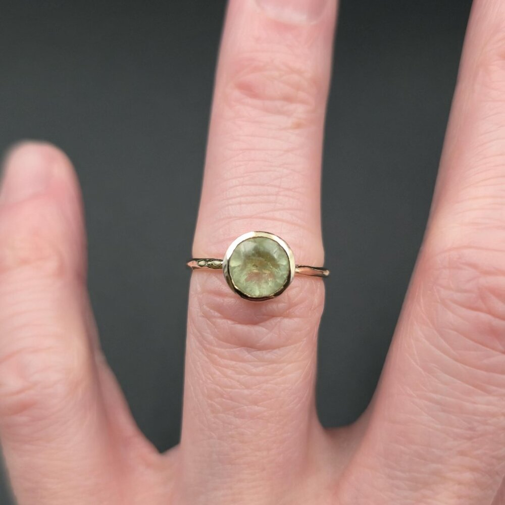 Size 6 Gold Over Sterling Silver Prasiolite Gem Band Ring A6682 - Picture 4 of 9